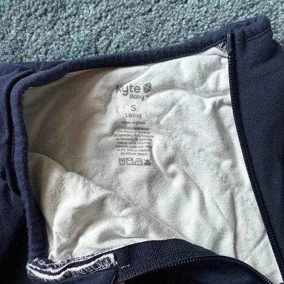 Kyte BABY Green and Navy Sleep Sacks - Picture 3 of 6